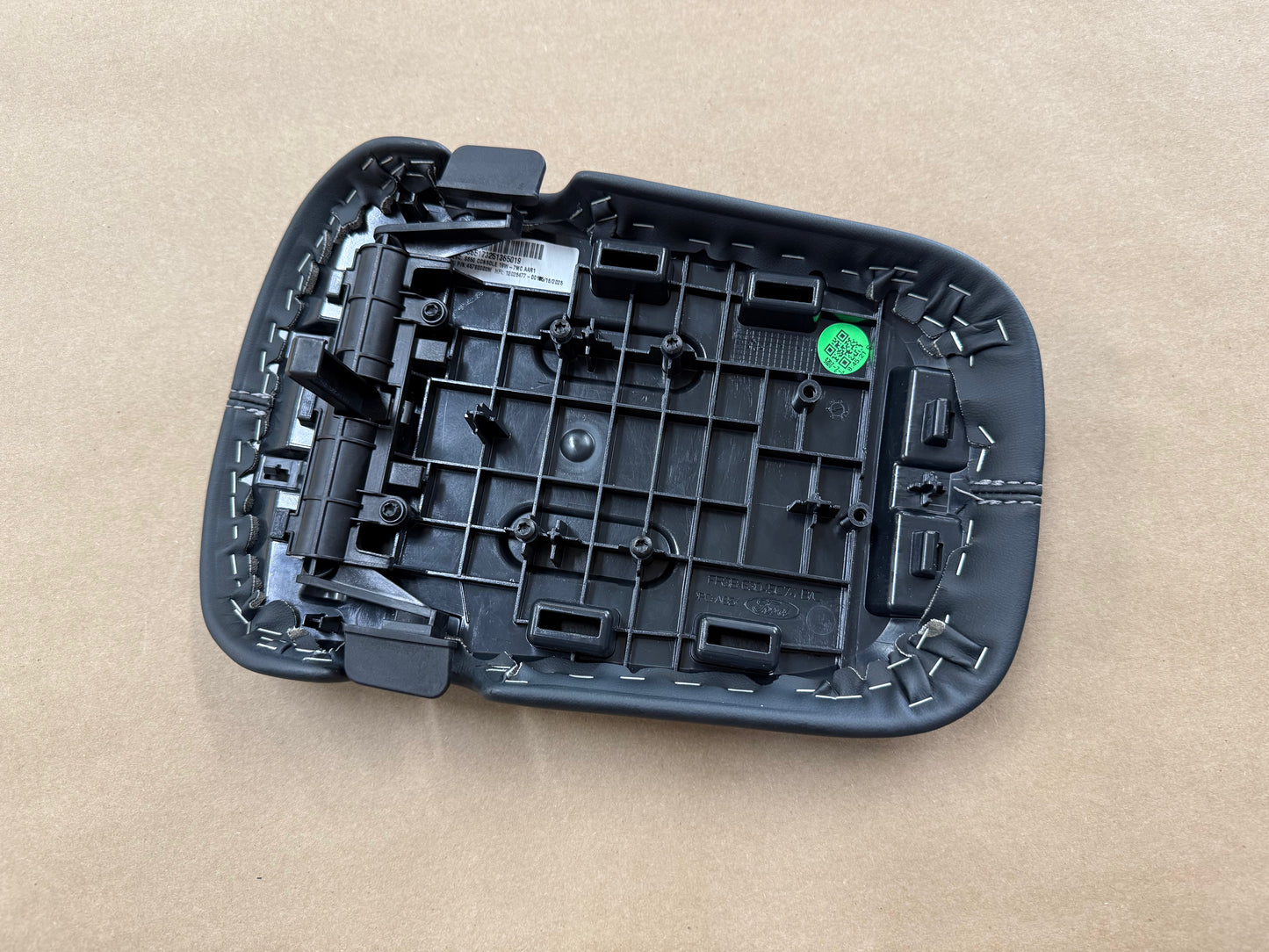 2024-2026 Ford Mustang Center Top Console Lid Armrest