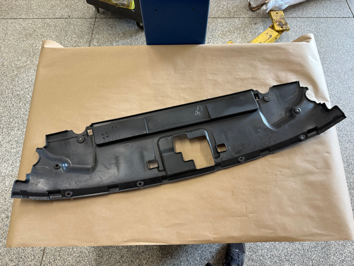 2018-2023 Ford Mustang GT Upper Radiator Plastic Cover
