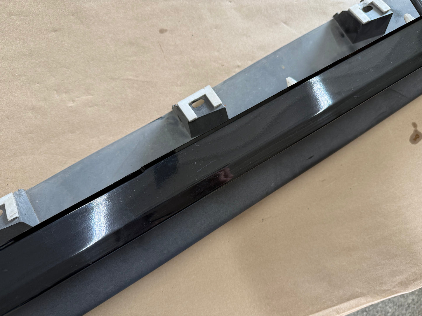 2015-2023 Ford Mustang GT V6 RH Passenger Side Skirt Molding "G1"