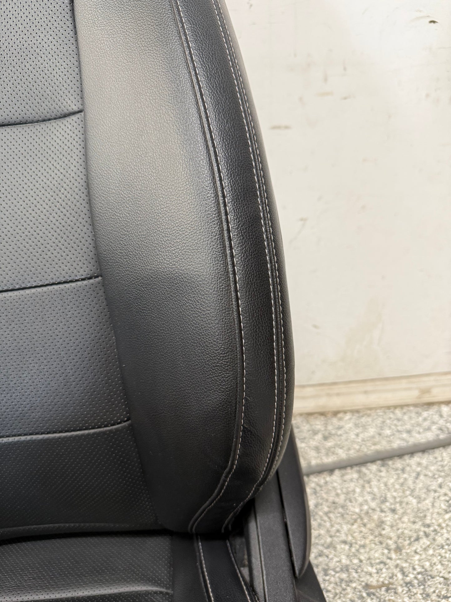 2018-2023 Ford Mustang GT Premium Leather Front Seats Black Heated/Cooled