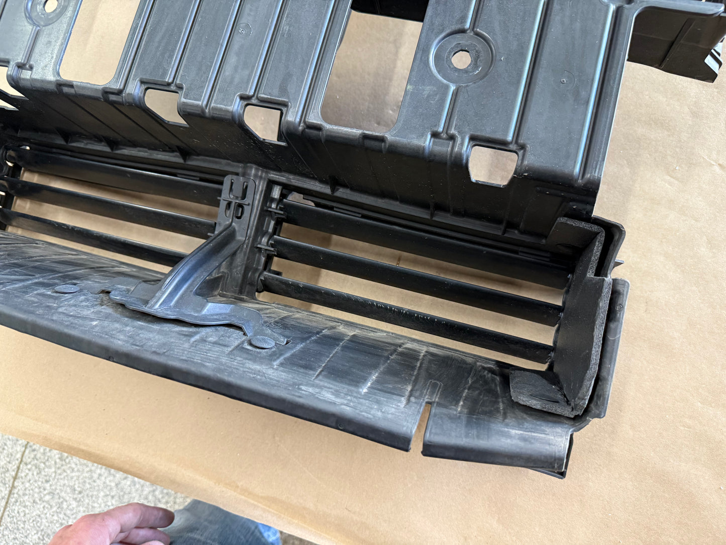 2018-2023 Ford Mustang GT Radiator Air Shutter Grille Assembly