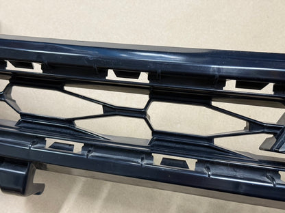 2016-2018 Chevrolet Camaro SS Front Bumper Upper Grille "GM"