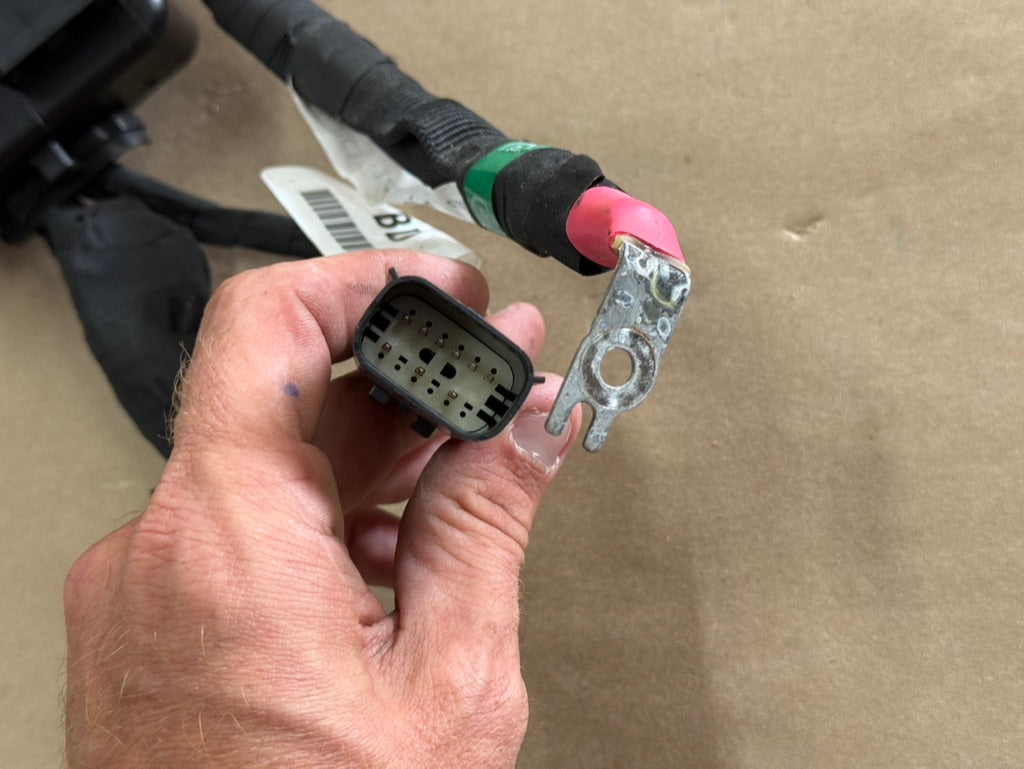 2023-2026 Ford F-250 F-350 Super Duty Upfitter Fuse & Relay Panel