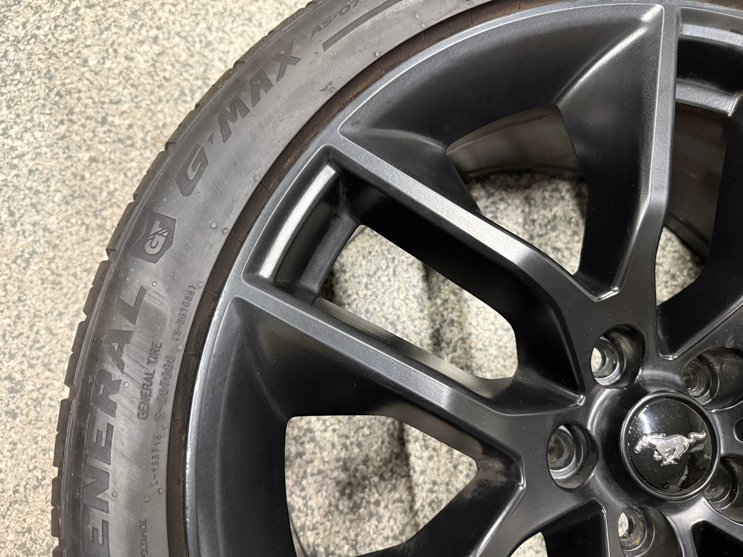 2015-2023 Ford Mustang GT Black Wheel Rim 20x9" General G Max 275/35/20
