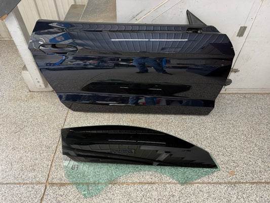 2015-2023 Ford Mustang GT EcoBoost RH Passenger Side Door Complete w/Glass