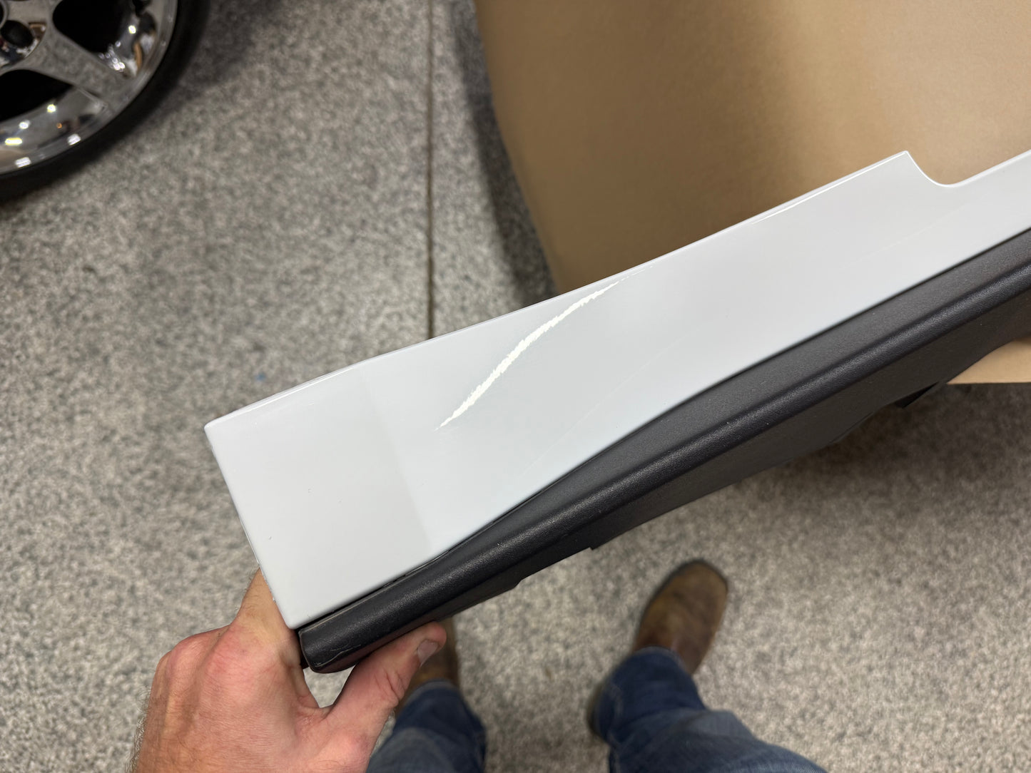 2015-2023 Mustang GT V6 LH Side Skirt Molding Driver Side "White"