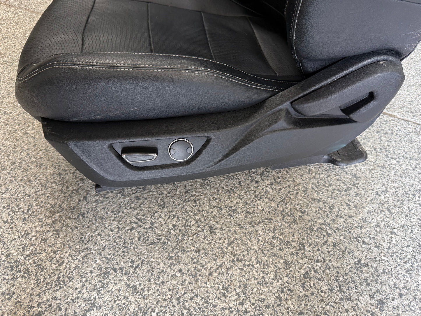 2015-2017 Ford Mustang GT Premium Leather Front Rear Seats Black Heated/Cooled