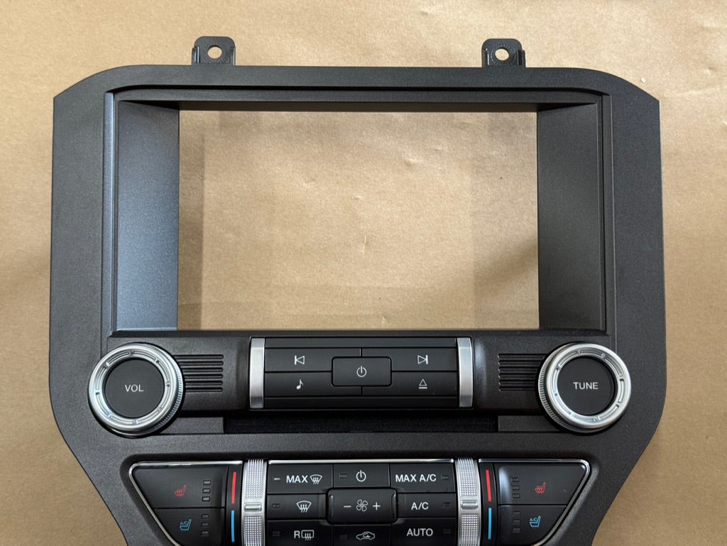2021 Ford Mustang GT Touch Screen, Face Plate, Radio, Module USB Port