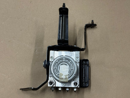 2020 Ford Mustang GT ABS Module Controller Anti-Lock Brakes "Auto"