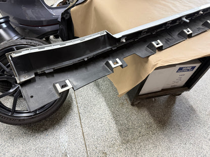 2015-2023 Ford Mustang GT V6 RH Passenger Side Skirt Molding "YZ"