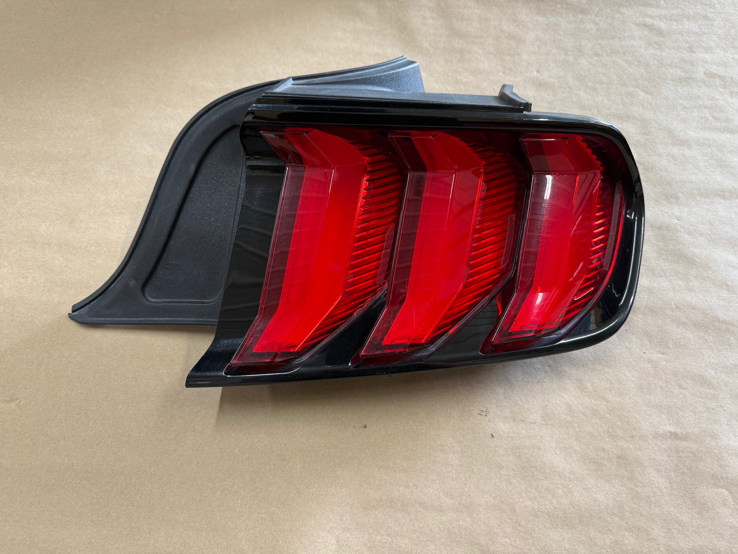 2018-2023 Ford Mustang GT V6 EcoBoost Tail Light RH Passenger Side LED