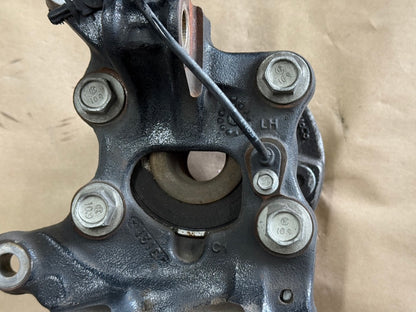 2021-2023 Ford Mustang 5.0 GT LH Driver Side Front Spindle Knuckle Hub 4 Bolt