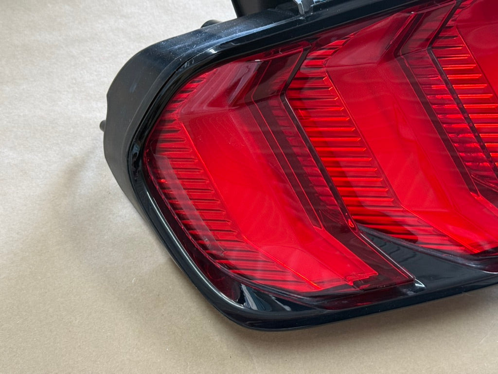 2018-2023 Ford Mustang GT350 GT V6 EcoBoost Tail Light LH Driver Side LED