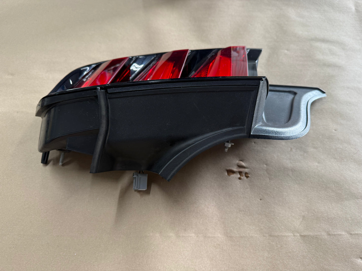 2015-2017 Ford Mustang GT V6 EcoBoost Tail Light RH Passenger Side LED