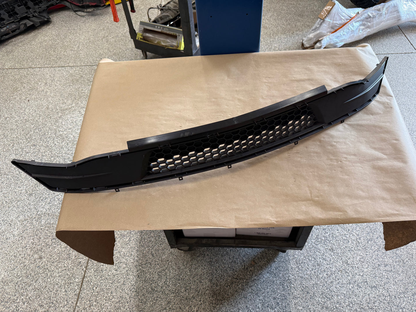 2018-2023 Ford Mustang GT Front Bumper Lower Grille