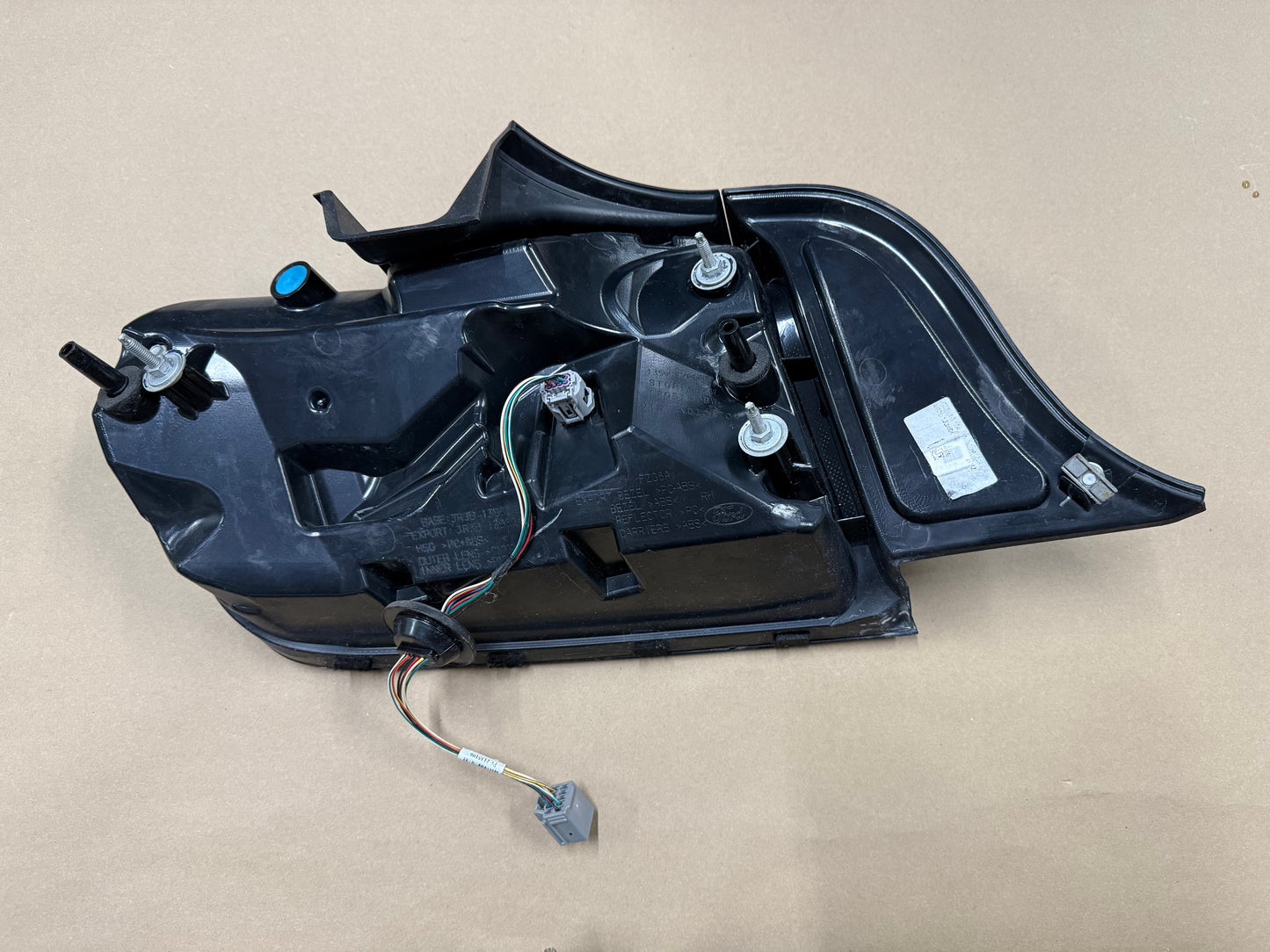 2018-2023 Ford Mustang GT V6 EcoBoost Tail Light RH Passenger Side LED
