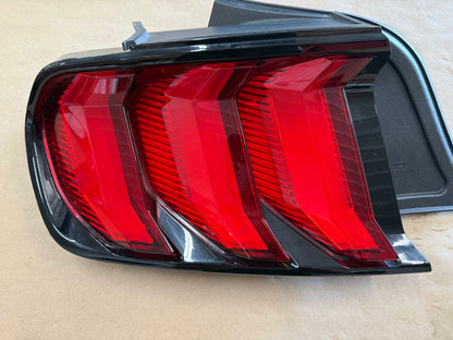 2018-2023 Ford Mustang GT350 GT V6 EcoBoost Tail Light LH Driver Side LED