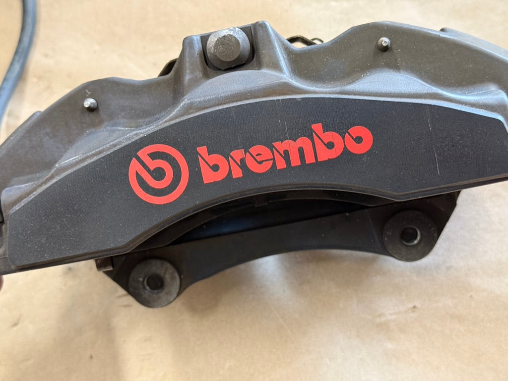 2015-2023 Ford Mustang GT Front 6 Piston BREMBO Brake Calipers