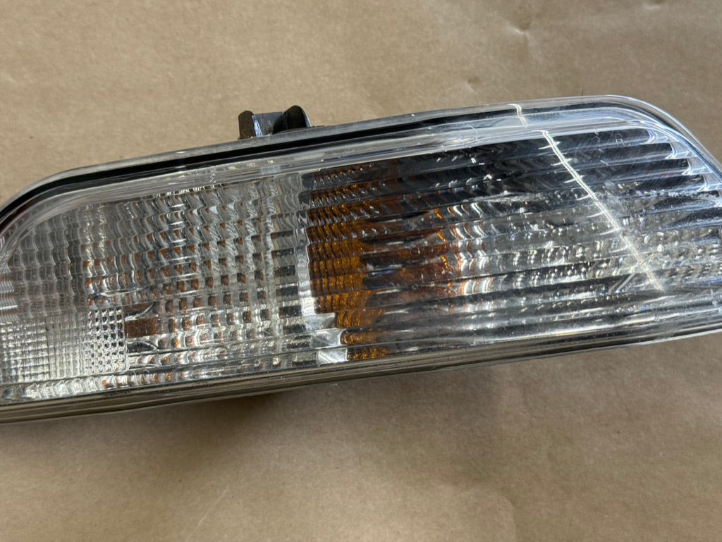 2015-2017 Ford Mustang GT RH Passenger Side Turn Signal Light
