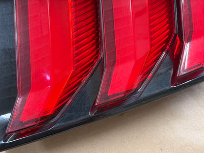 2018-2023 Ford Mustang GT V6 EcoBoost Tail Light RH Passenger Side LED