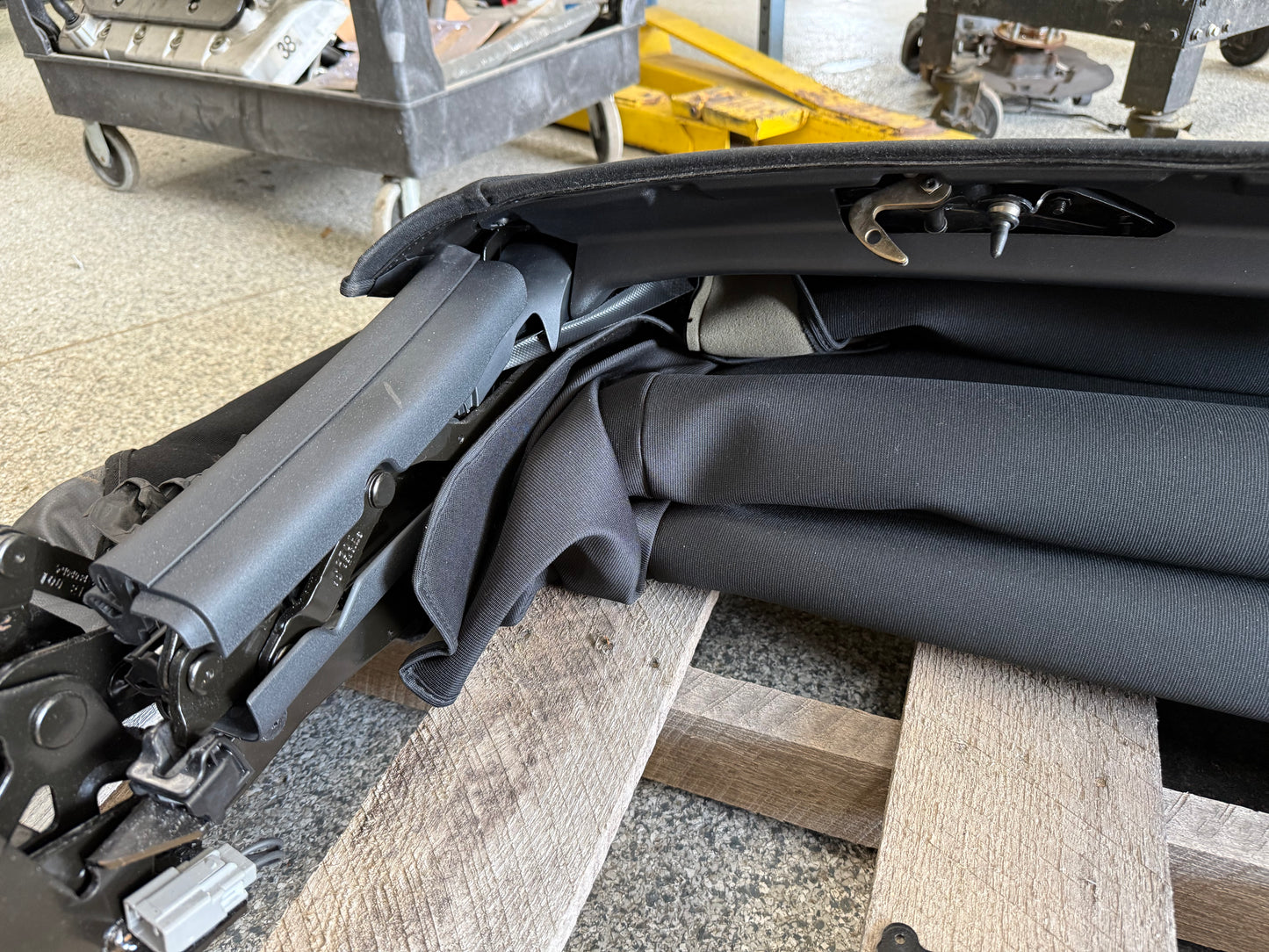2018-2023 Ford Mustang GT Convertible Top Assembly Black Cloth Frame Complete