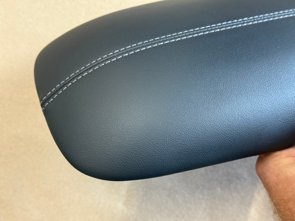2024-2026 Ford Mustang Center Top Console Lid Armrest