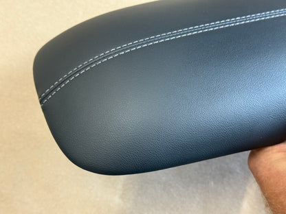 2024-2026 Ford Mustang Center Top Console Lid Armrest
