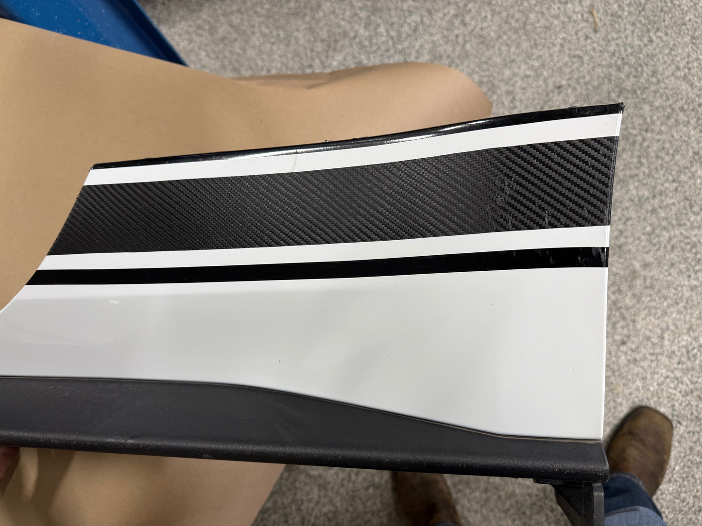 2015-2023 Mustang GT V6 LH Side Skirt Molding Driver Side "White"