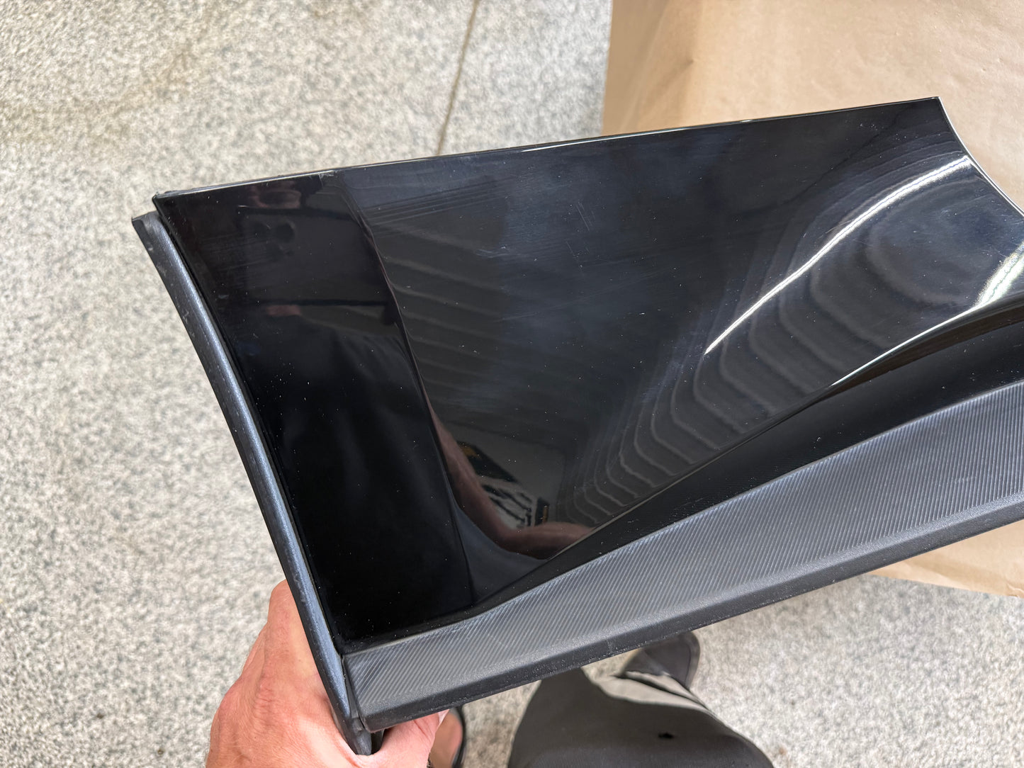 2024-2026 Ford Mustang GT RH Passenger Side Skirt Molding "Black"