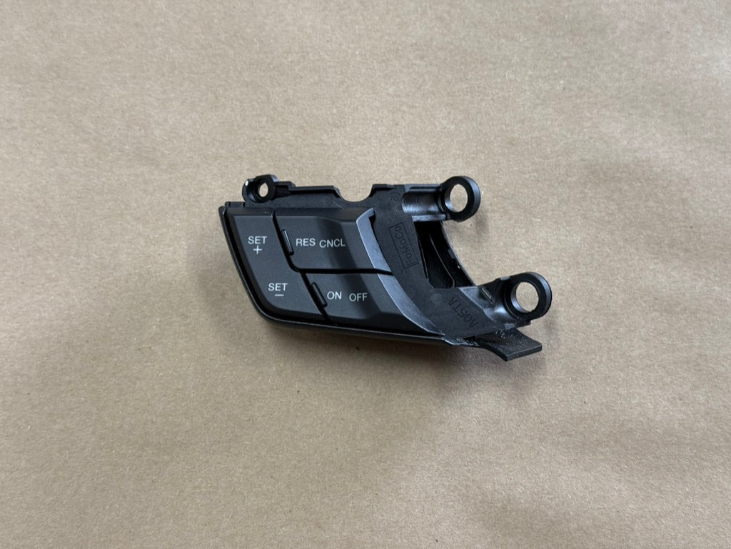 2015-2023 Ford Mustang GT LH Steering Wheel Button Cruise Control Steering