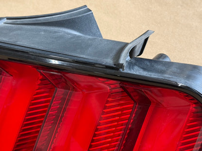 2018-2023 Ford Mustang GT V6 EcoBoost Tail Light RH Passenger Side LED