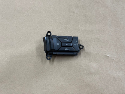 2015-2023 Ford Mustang GT RH Steering Wheel Button Volume Mute Search