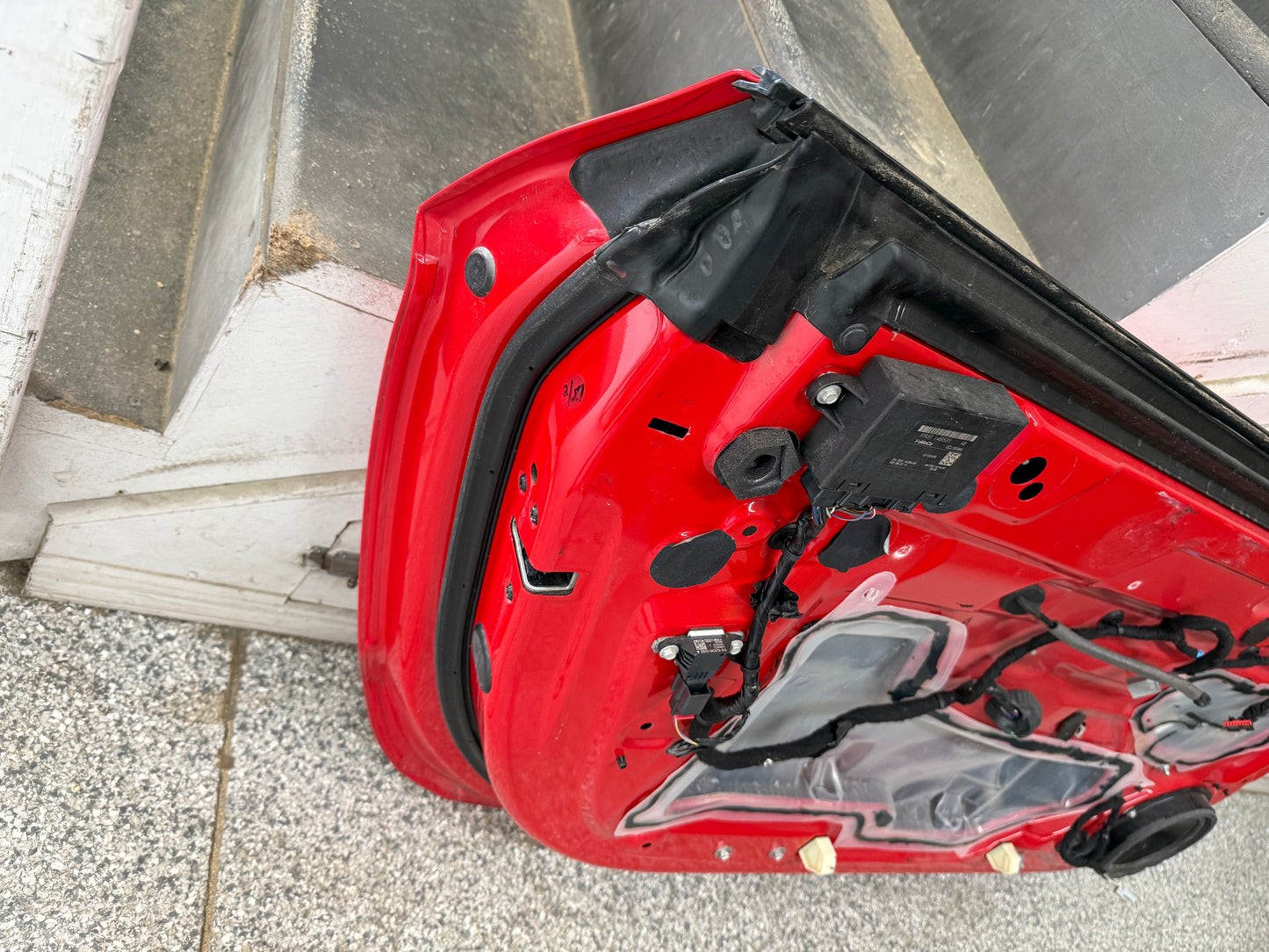 2015-2023 Ford Mustang GT GT500 LH Driver Side Door Complete w/Glass "Race Red"