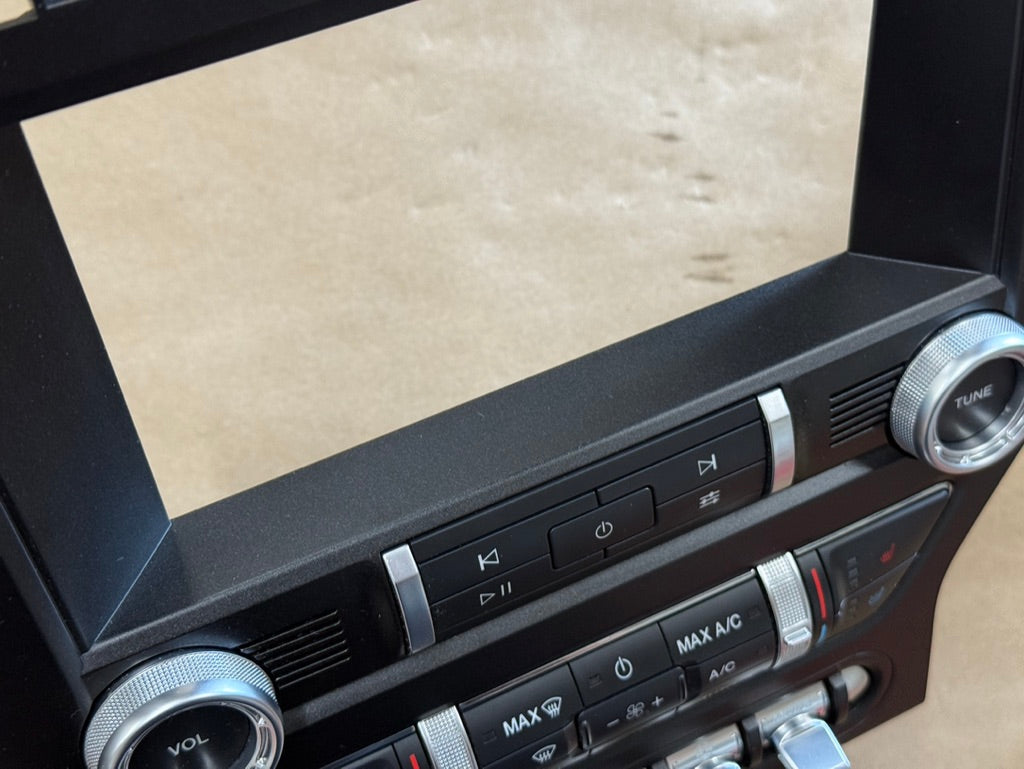 2021 Ford Mustang GT Touch Screen, Face Plate, Radio, Module USB Port