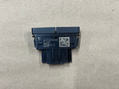 2021-2026 FORD F-150 F-250 F-350 DASH DASHBOARD SPOTLIGHT SPOT LIGHT SWITCH OEM