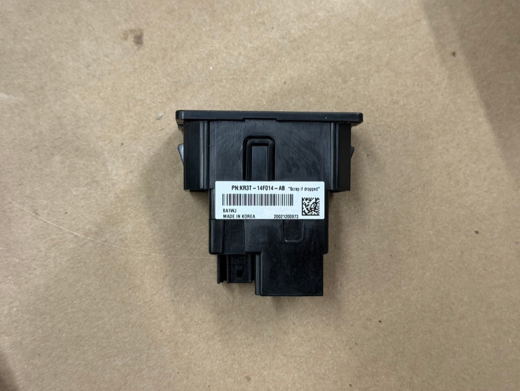 2021 Ford Mustang GT Touch Screen, Face Plate, Radio, Module USB Port