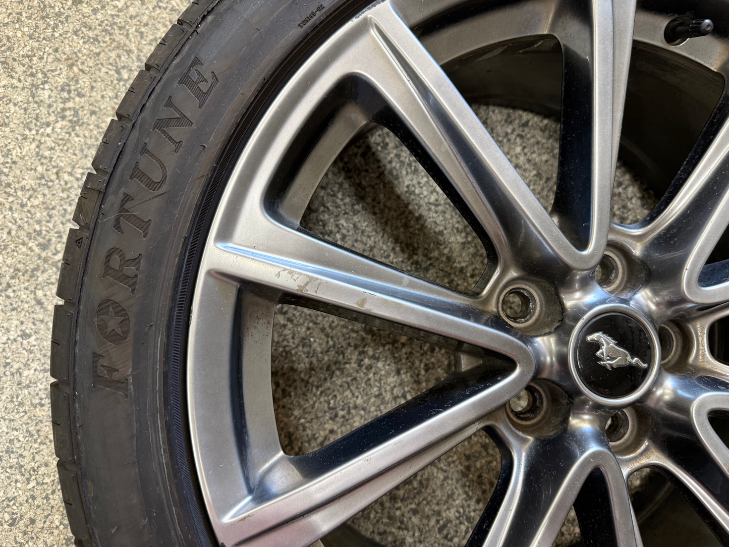 2015-2023 Ford Mustang GT Wheel Rim 19"x8.5" Fortune Viento 255/40/19