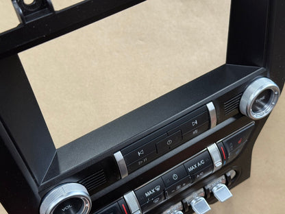 2022 Ford Mustang GT Touch Screen, Face Plate, Radio, Module USB Port