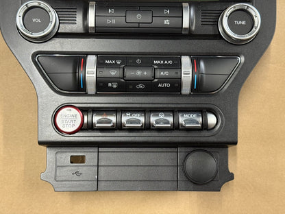2020 Ford Mustang GT Touch Screen, Face Plate, Radio, Module USB Port