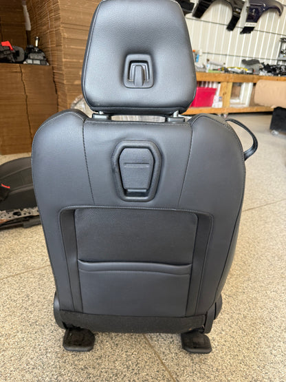 2018-2023 Ford Mustang GT Premium Leather Front Seats Black Heated/Cooled