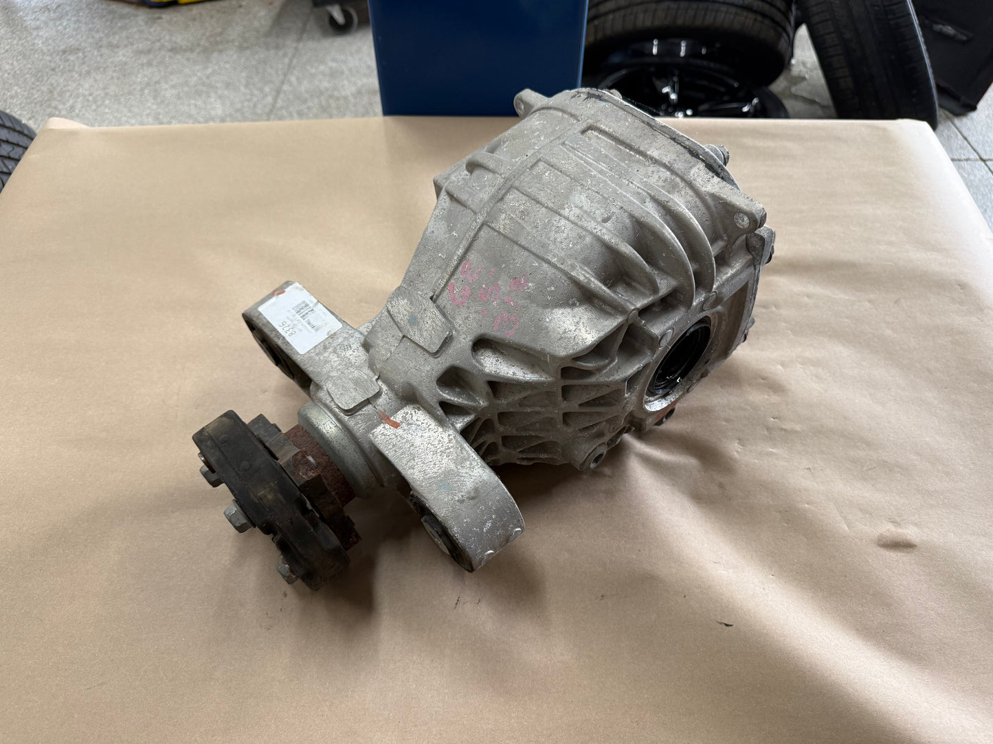 2010-2015 Chevrolet Camaro SS Differential Aluminum 3.27 Gear Ratio "Auto"