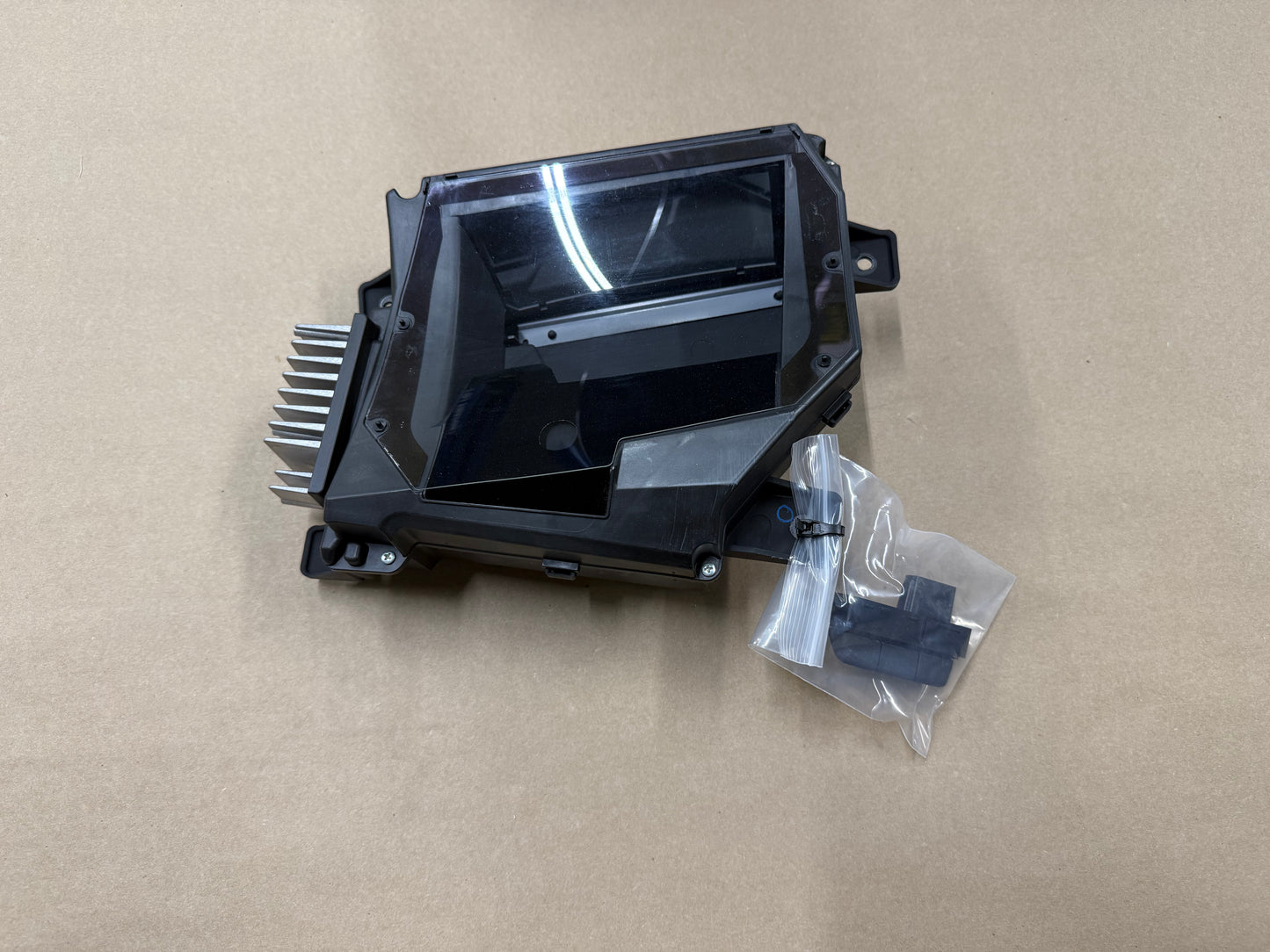 2016-2023 Chevrolet Camaro ZL1 SS Heads Up Display HUD Screen Unit GM