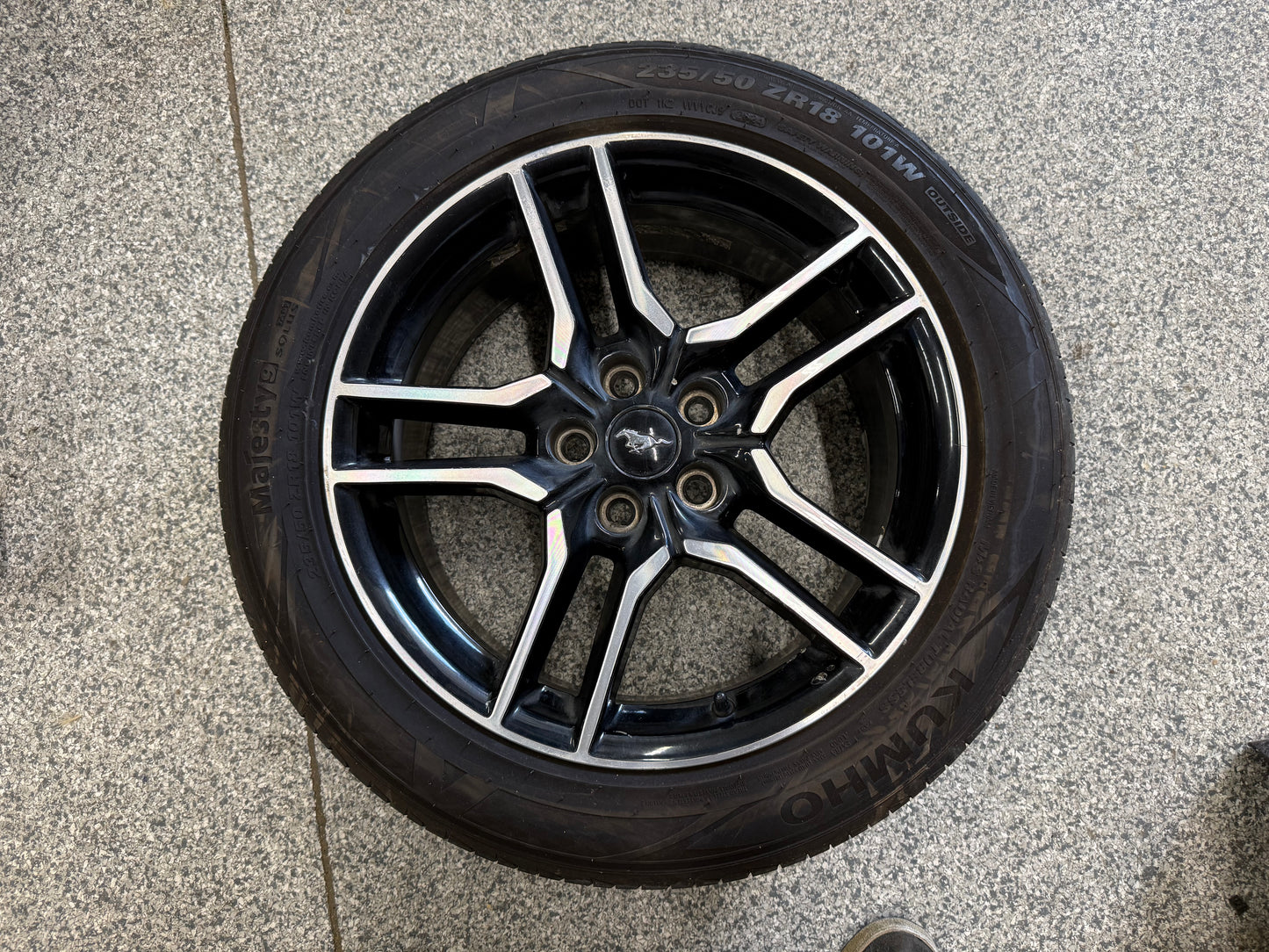 2018-2023 Ford Mustang GT 5.0 18x8" Wheel Rim Kumho Majesty 235/50/18