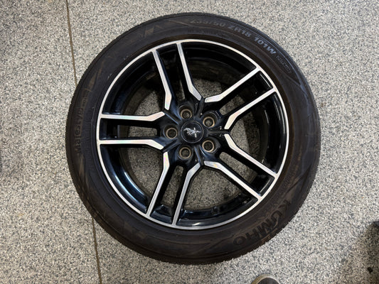 2018-2023 Ford Mustang GT 5.0 18x8" Wheel Rim Kumho Majesty 235/50/18