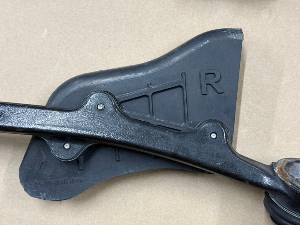 2015-2023 Mustang GT Passenger RH Side Front Control Arms Frontward Rearward PP1