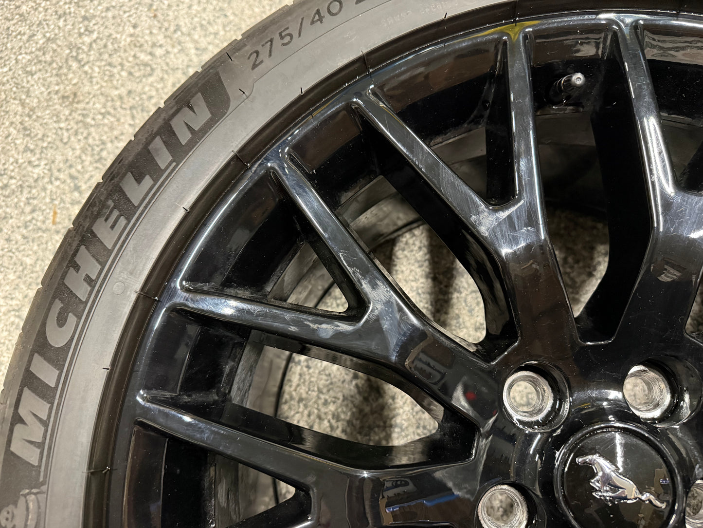 2015-2023 Mustang GT 5.0 19x9.5" Wheel Rim PP1 Rear 275/40/19 Michelin