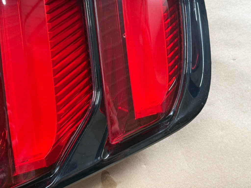 2015-2017 Ford Mustang GT V6 EcoBoost Tail Light RH Passenger Side LED
