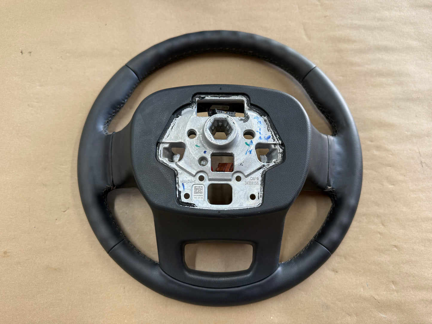2023-2026 Ford F-250 F-350 Super Duty Soft Leather Steering Wheel 11k miles