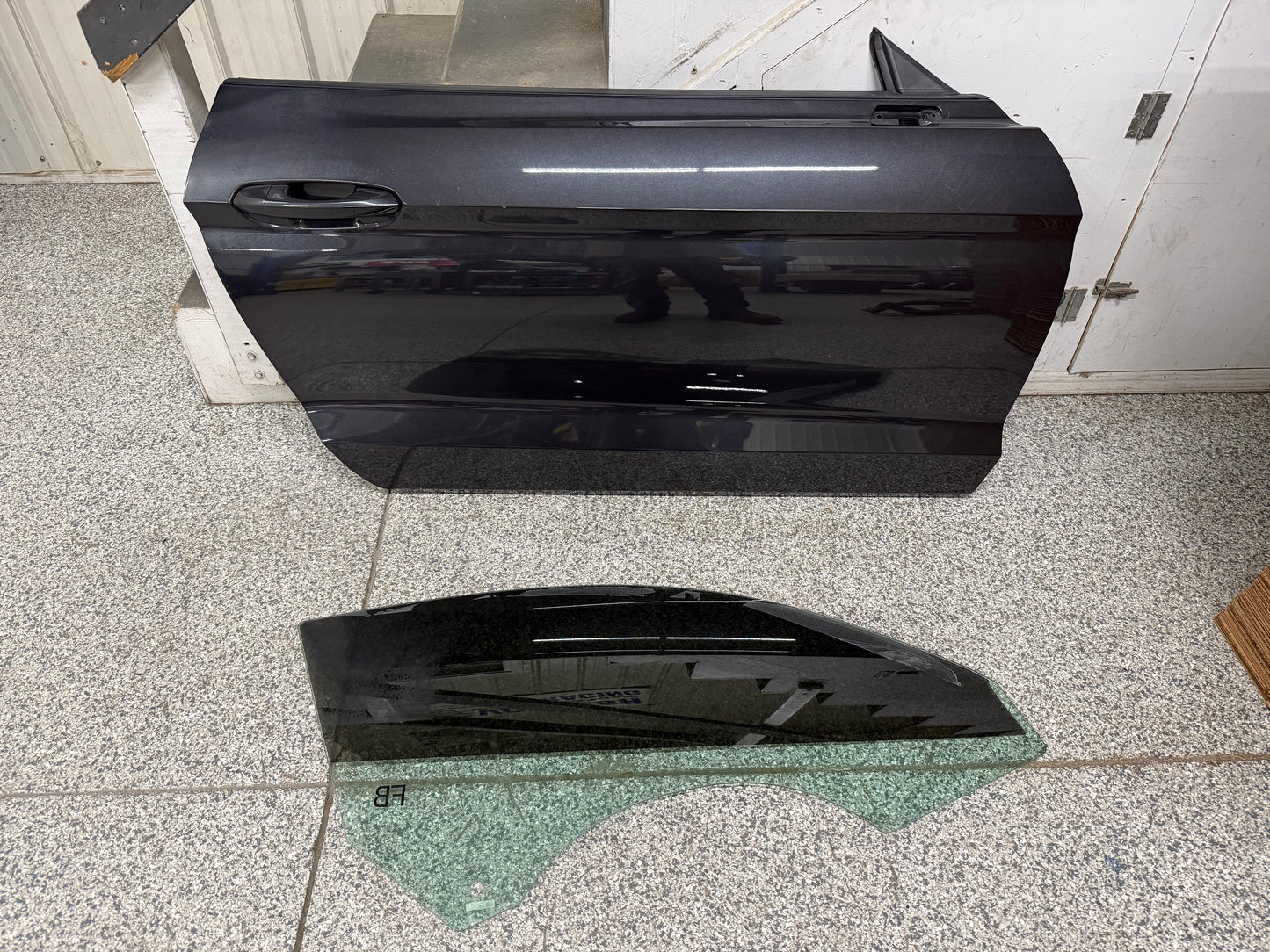 2015-2023 Ford Mustang GT EcoBoost RH Passenger Side Door Complete w/Glass "HY"