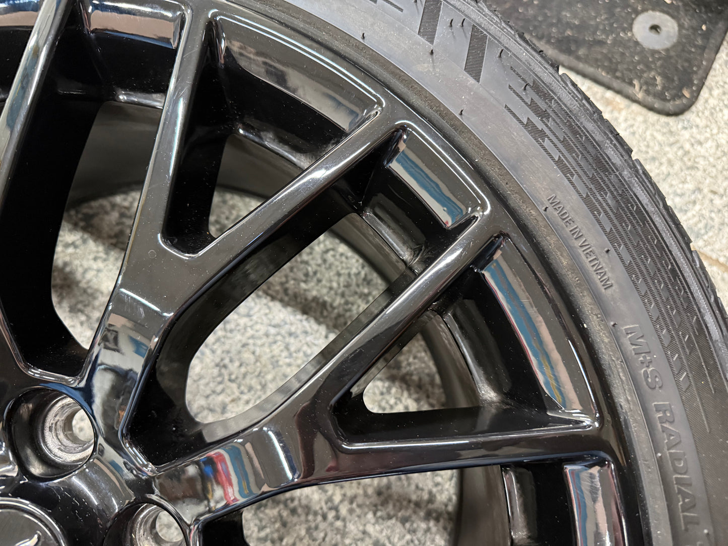 2015-2023 Mustang GT 5.0 19x9" Wheel Rim PP1 Front 255/40/19 Kumho